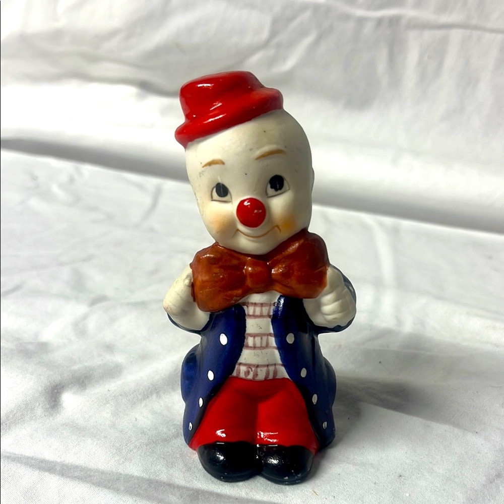 Vinatage ceramic clown 4 inch